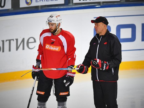 Раскатка "Авангарда" перед выездным матчем с "Югрой"