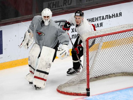 «Белые» vs «красные»: тренировочный матч