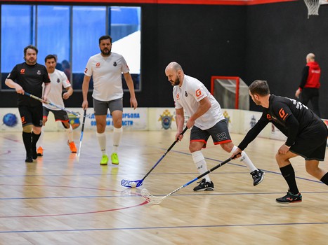 Товарищеский матч по флорболу. «Охранники Крылова» - «Мощные СМИ» 10:2