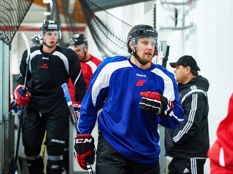 10.07.2015. Ледовая тренировка "Авангарда"