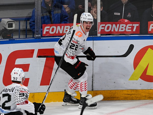 Быстрее поезда! «Авангард» побеждает «Локомотив»