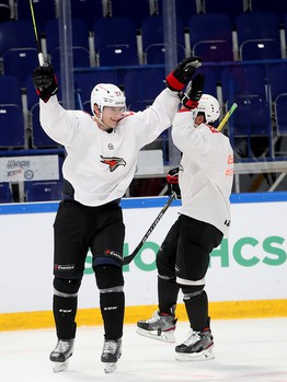 Тренировка «Авангарда» перед матчем в Уфе