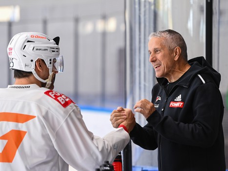 Тренировка «Авангарда» в Омске