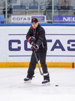 Тренировка "Авангарда" под руководством главного тренера команды Евгения Корноухова