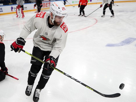 Тренировка «Авангарда» перед шестым матчем серии с «Металлургом»