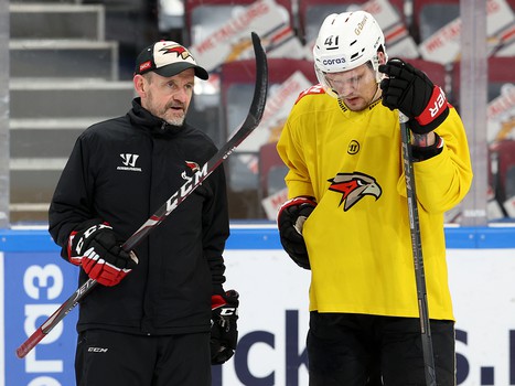 Тренировка «Авангарда» перед пятым матчем серии в Магнитогорске