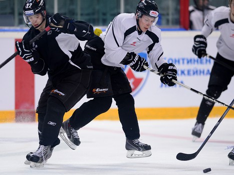 Двусторонний матч - просмотр молодежи