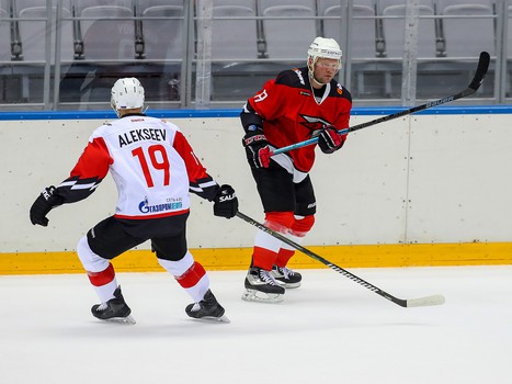 Сборная «Авангард» - Сборная «Газпром нефть» 10:4