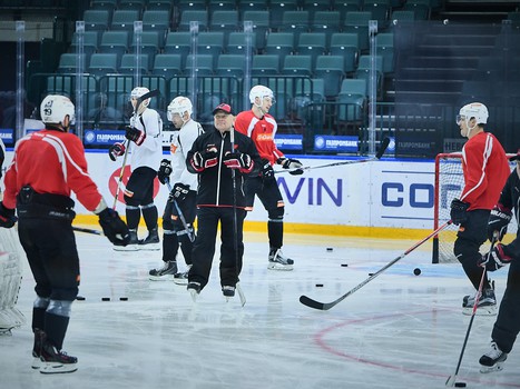 "Авангард" готовится к выездному матчу против СКА