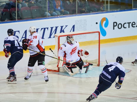 18.08.2015. Мемориал Ромазана-2015. "Авангард" - "Металлург" Мг 5:2