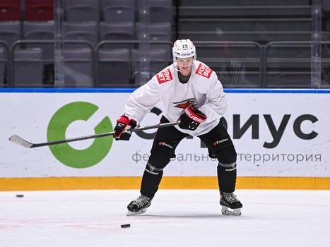 Раскатка «Авангарда» перед матчем в Сочи