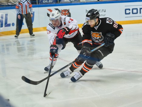 10.12.2015. "Амур" - "Авангард" 2:0