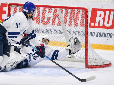 Четвёртый игровой день финала Первенства ЮХЛ в Омске