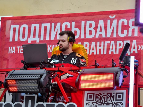 Александр Волков на вечеринке Буэнос Летос