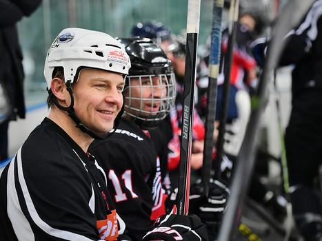 "Офисные Ястребы" - Правительство Омской области 9:2