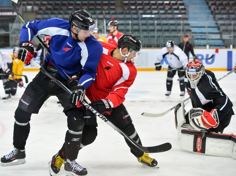 Раскатка "Авангарда" перед матчем с "Магниткой"