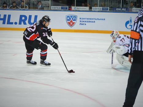 12.10.2015. "Авангард" - "Амур" 2:1Б