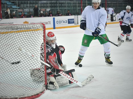 "Офисные Ястребы" - Правительство Омской области 9:2