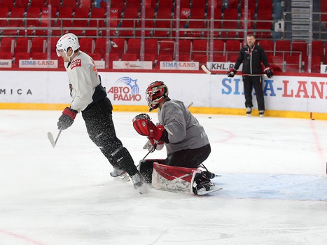 Тренировка «Авангарда» перед четвёртым матчем серии с «Автомобилистом»