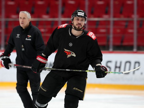 Тренировка «Авангарда» во время паузы в чемпионате