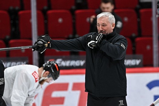 Раскатка «Авангарда» перед пятым матчем серии с «Сибирью»