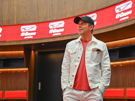 Александр Крылов на G-Drive Арене и в Хоккейной Академии «Авангард»