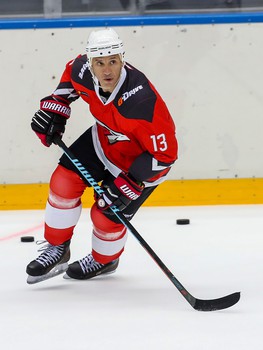 Сборная «Авангард» - Сборная «Газпром нефть» 10:4