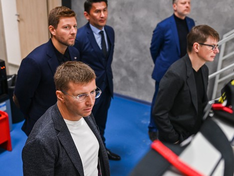 Андрей Аршавин побывал в Академии «Авангарда»