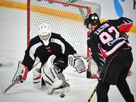 "Офисные Ястребы" - Правительство Омской области 9:2