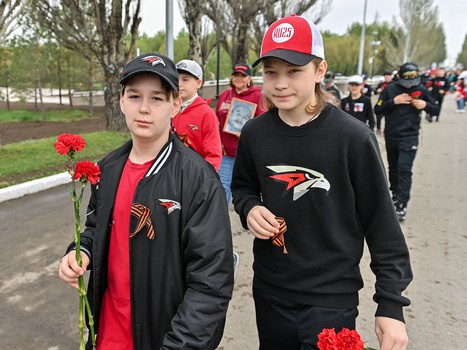 Возложение цветов в Парке Победы