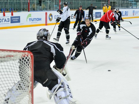 Раскатка "Авангарда" перед матчем ХК "Сочи"