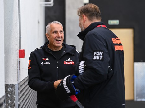 Тренировка «Авангарда» в Омске