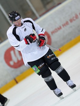 Первая тренировка "Авангарда" на льду