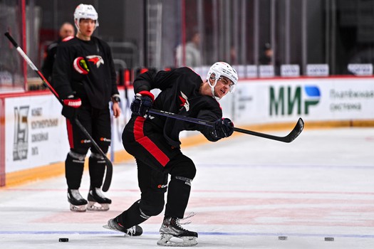 Раскатка «Авангарда» перед матчем в Челябинске