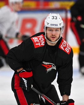 Раскатка «Авангарда» перед матчем в Тольятти