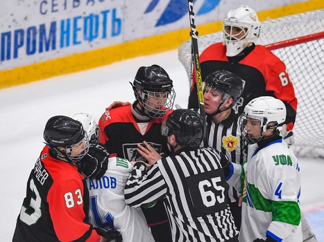 Заключительный день финала Первенства ЮХЛ в Омске