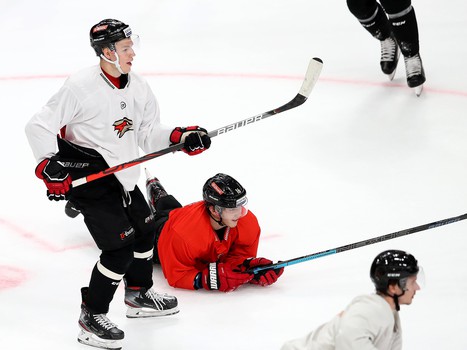 «Белые» vs «красные»: тренировочный матч