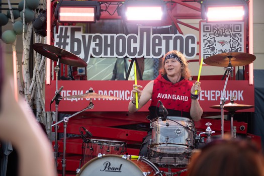 Василий Пономарёв на вечеринке Буэнос Летос