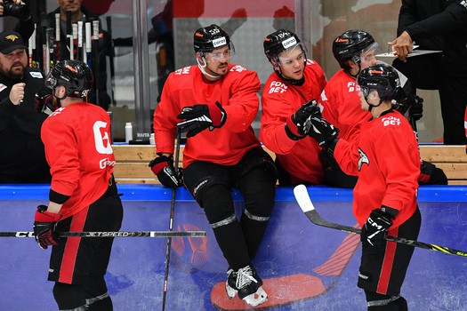 Двусторонний матч «Авангарда»