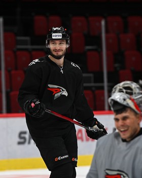 Тренировка «Авангарда» перед матчем с московским «Динамо»