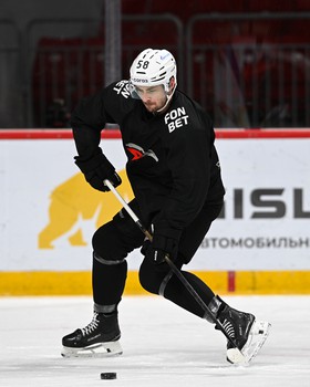 Раскатка «Авангарда» перед матчем в Челябинске