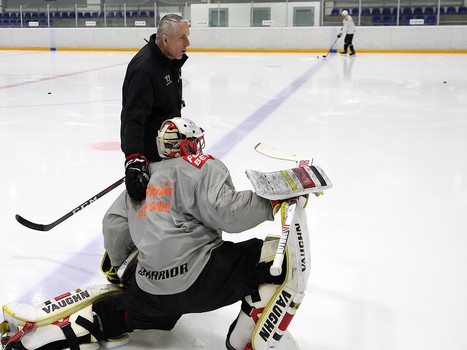 Тренировка «Авангарда» перед первым матчем серии с «Ак Барсом»