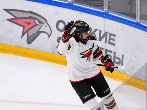 Третий игровой день финала Первенства ЮХЛ в Омске