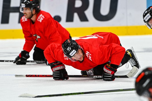 Тренировка «Авангарда» перед матчем с «Витязем»