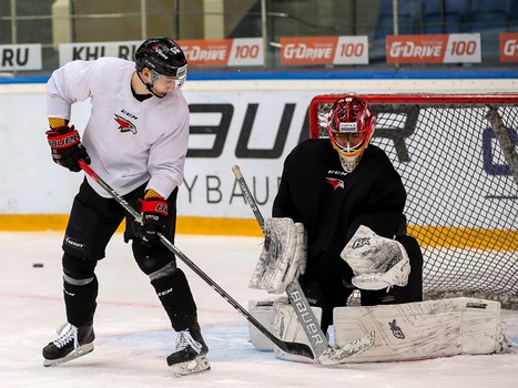 Открытая тренировка «Авангарда» для СМИ