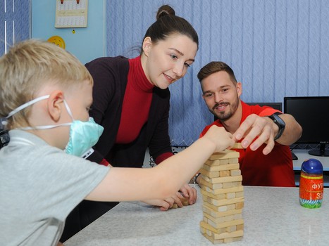 Фурх, Густафссон и Анелёв в гостях у юных болельщиков из ОДКБ