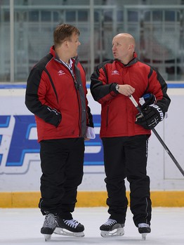 Первая тренировка ХК "Авангард" на льду "Арены Омск" в сезоне 2014/15