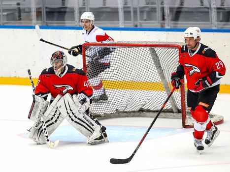 Сборная «Авангард» - Сборная «Газпром нефть» 10:4