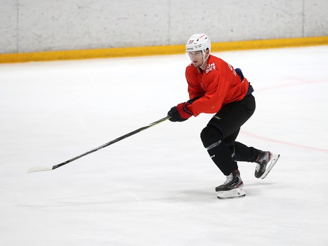 Тренировка «Авангарда» перед первым матчем серии с «Ак Барсом»