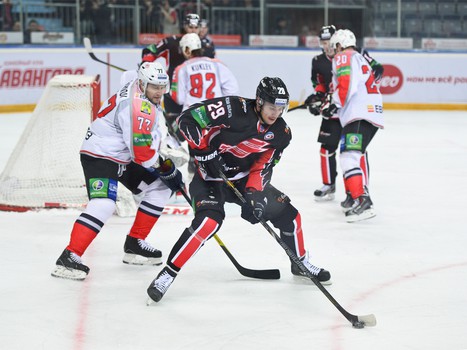 13.12.2013 "Авангард" - "Металлург" Нк 3:2